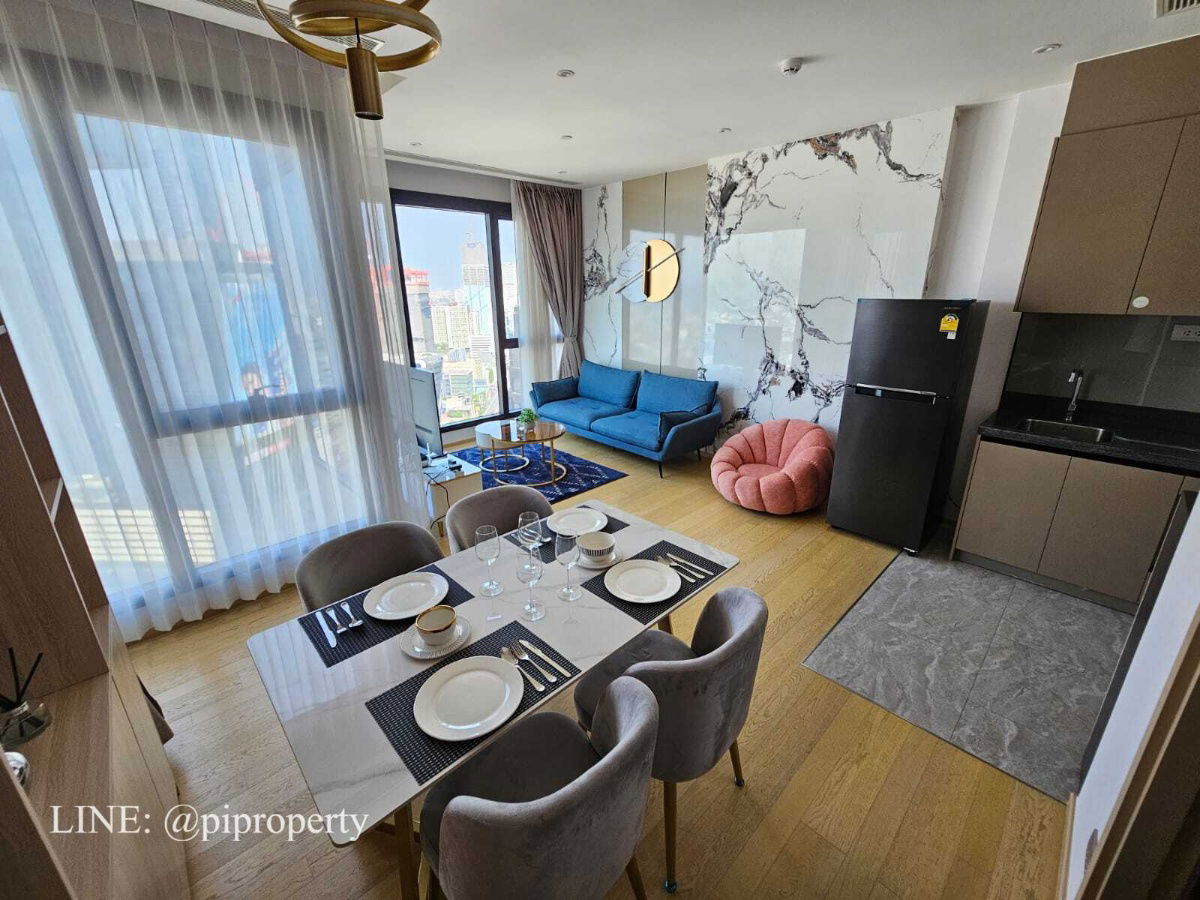 picture ​Experience an elevated lifestyle in this stunning corner unit at Ashton Asoke Rama 9.  - 15/37