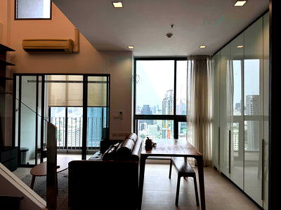 Condos for rent : For Rent Condo IDEO Q PHAYATHAI Building 1, Floor 37,Duplex, Room size 63.00 sqm