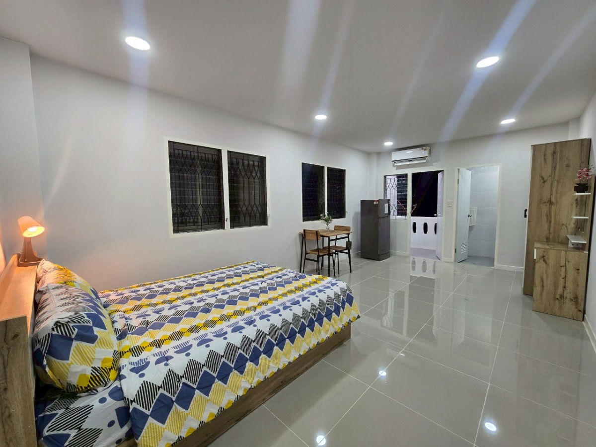 picture For Rent 101 Mansion New renovate fully furnished - 1/9