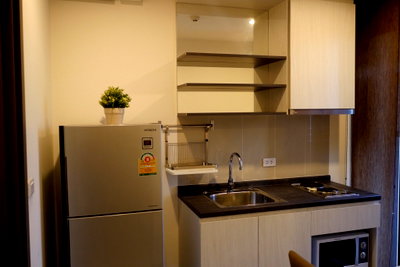 Condos for rent : Condo For Rent The Base Park West Sukhumvit 77 (E6808070) ID Line : @condo101