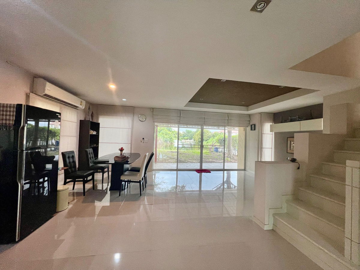 รูป ⭐ ขายด่วน! บ้านเดี่ยว 2 ชั้น Garden Lagoona – บ้านริมน้ำ สไตล์รีสอร์ท บรรยากาศสงบ ร่มรื่น เหมาะกับการพักผ่อนและ Work From Home พื้นที่รอบบ้านเยอะ - รูปที่ 7/29