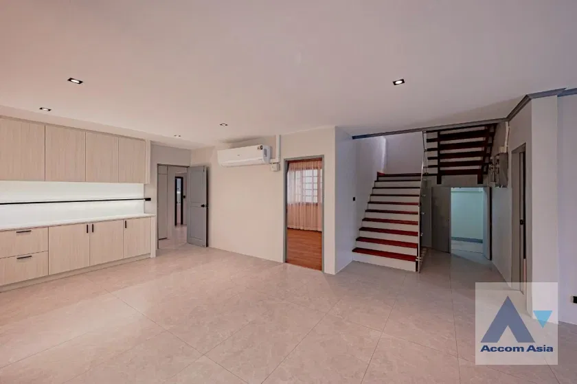 รูป 🔼🔽 AccomA 📩  5 BR House in Bang Chak (AA43488) - รูปที่ 15/20