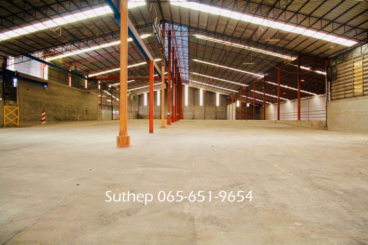 รูป โกดังให้เช่า 4,215 ตร.ม. ใกล้นิคมฯมาบตาพุด–ท่าเรือ–สนามบินอู่ตะเภา ห้วยโป่ง ระยอง ( 75 บาทต่อตร.ม) - รูปที่ 1/16