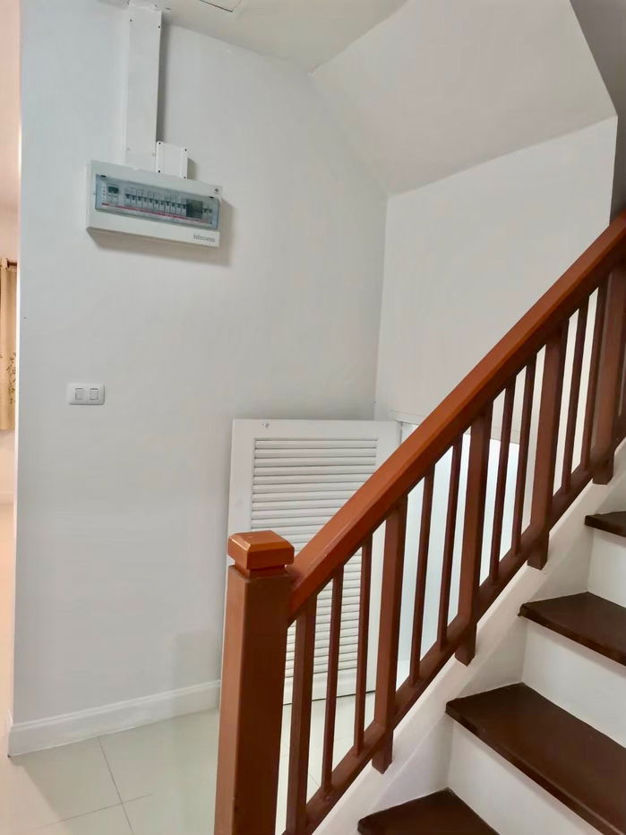 picture 🏡 For Rent: 3-Storey Townhome at Krissana Private City  ✨ Fully Furnished | Spacious Living | Prime Location - 7/30
