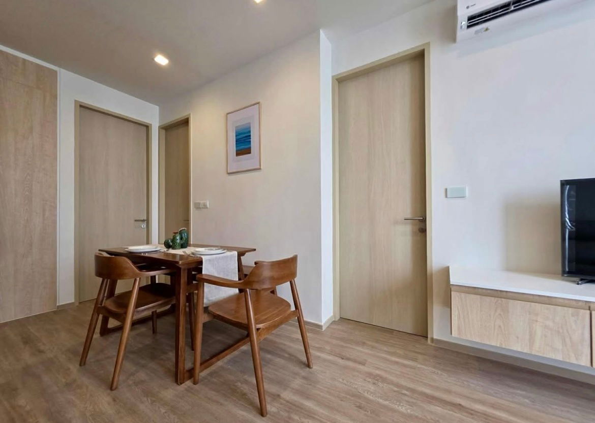 picture #S4439 For Rent Noble State Sukhumvit 39 - 8/12