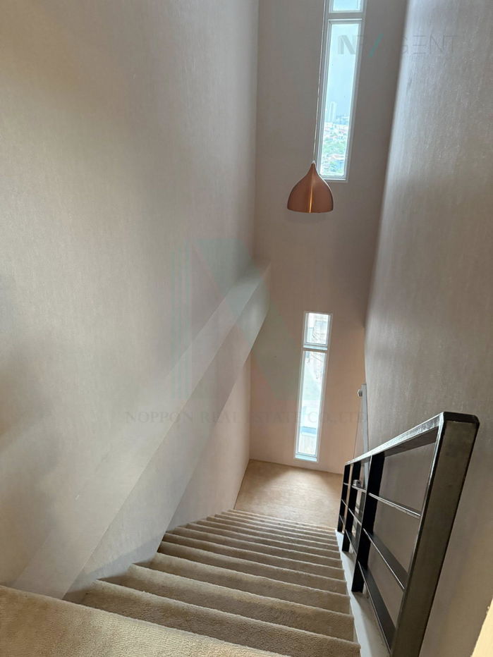 รูป 🚩 ให้เช่าคอนโด เดอะ สกาย สุขุมวิท อาคาร 1 ชั้น 19 Duplex ขนาด 70 ตรม ใกล้ โรงเรียนนานาชาติ เบิร์คลีย์ บางนา - รูปที่ 4/8