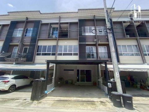 🌟 3-Storey Townhome for Sale – Sammakorn Avenue Chaiyaphruek–Outer Ring Road 🌟