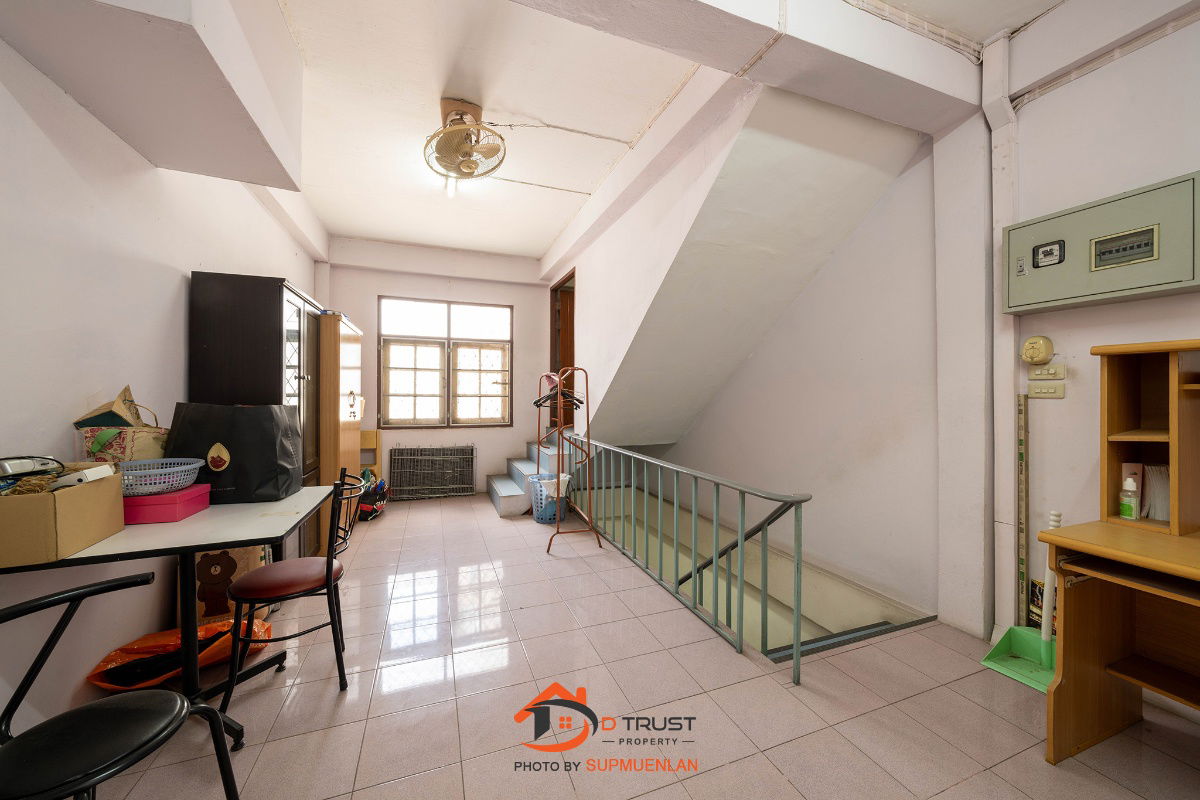 รูป ขาย ตึกแถว 4 ชั้น 17.1ตร.ว บางซื่อ ถนนประชาราษฎร์ สาย 2 ราคาไม่เเพง - รูปที่ 11/14