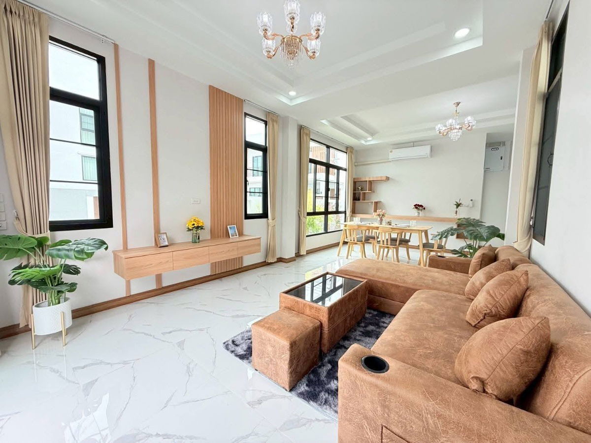 picture 🏡 Brand New Luxury Pool Villa – Mae Hia, Chiang Mai. elegant built-in furniture throughout the house. - 4/23