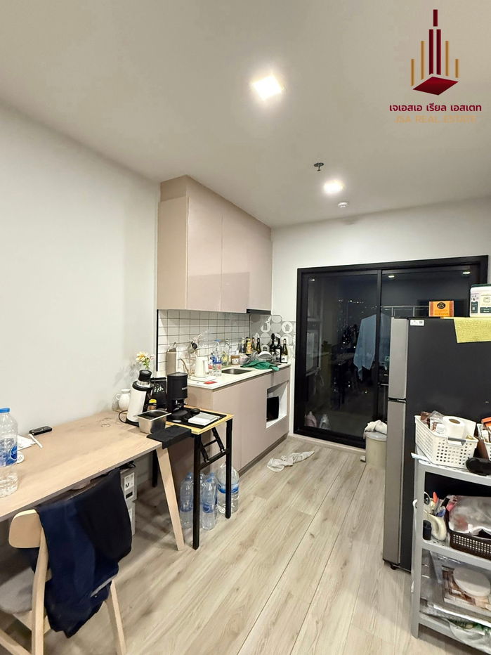 picture ✨ For Sale: Metris Ladprao Condo ✨  💰 Only 6,150,000 THB - 4/7