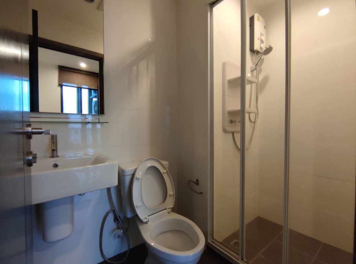 รูป The Base Park West🔆🌟 1 นอน เพียง  13,000 ห้องจริง !!! พร้อมอยู่ - รูปที่ 5/6