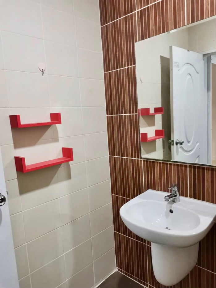 picture 🏡 For Rent: 3-Storey Townhome at Krissana Private City  ✨ Fully Furnished | Spacious Living | Prime Location - 12/30