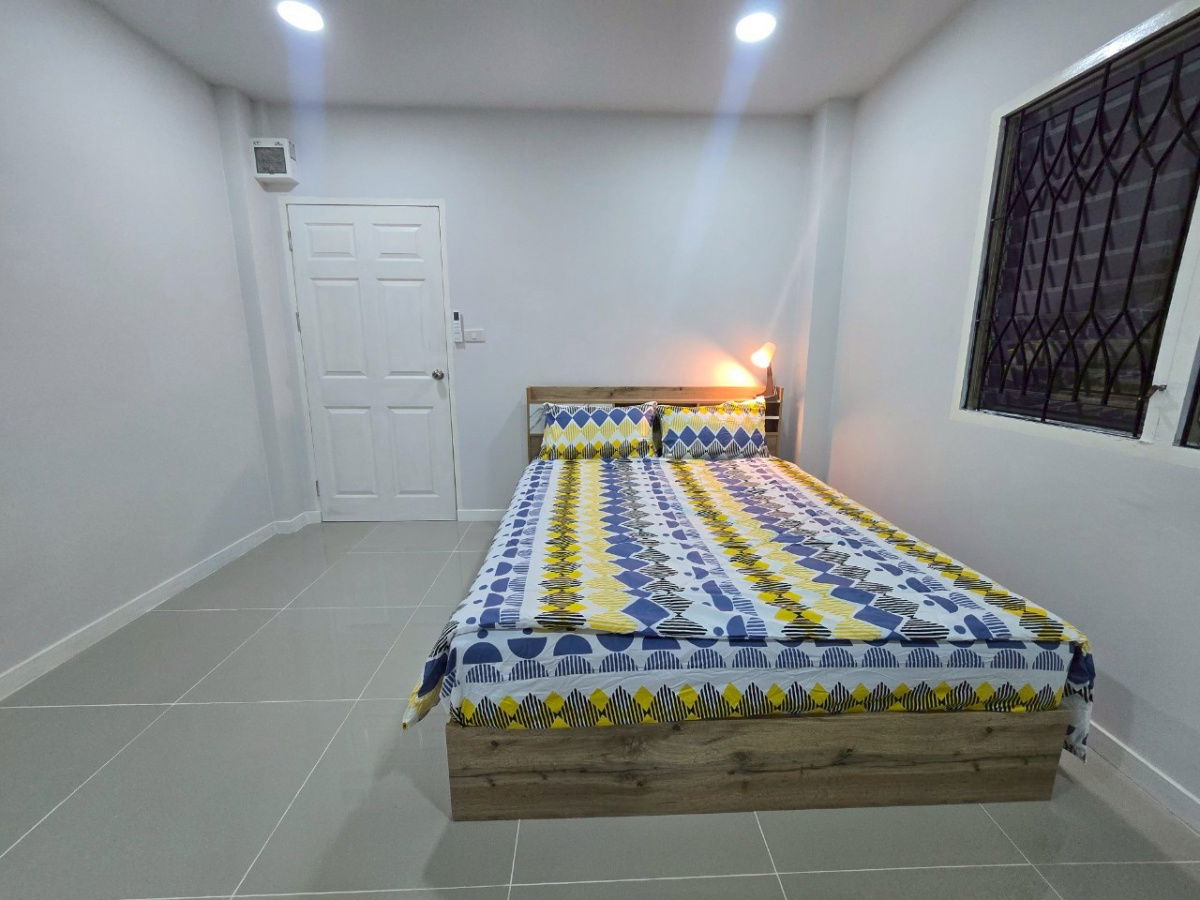 picture For Rent 101 Mansion New renovate fully furnished - 5/9