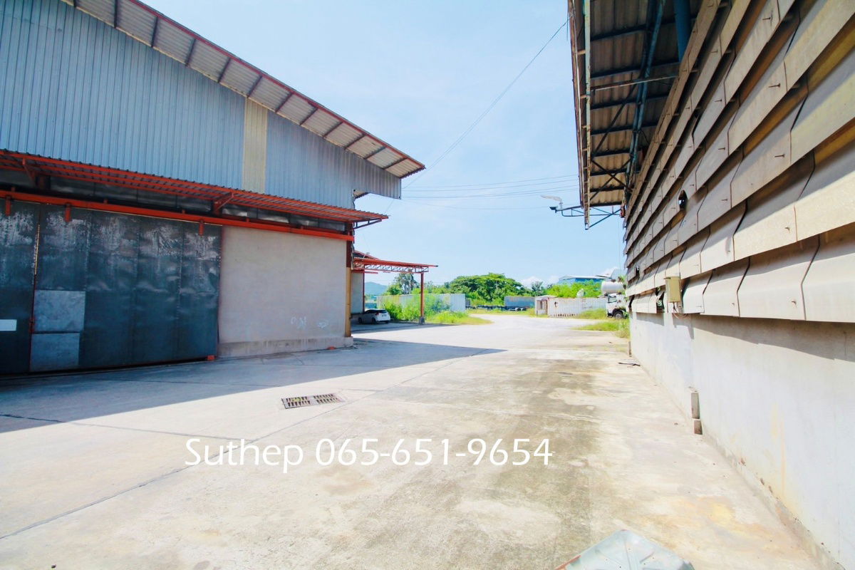 รูป โกดังให้เช่า 4,215 ตร.ม. ใกล้นิคมฯมาบตาพุด–ท่าเรือ–สนามบินอู่ตะเภา ห้วยโป่ง ระยอง ( 75 บาทต่อตร.ม) - รูปที่ 14/16