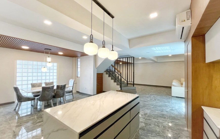 รูป P0229  ให้เช่าบ้านหรู 5 ชั้น สไตล์คลาสสิก-โมเดิร์น WHITE MANSION –  ใจกลางทองหล่อ ซอย 25 - รูปที่ 10/15