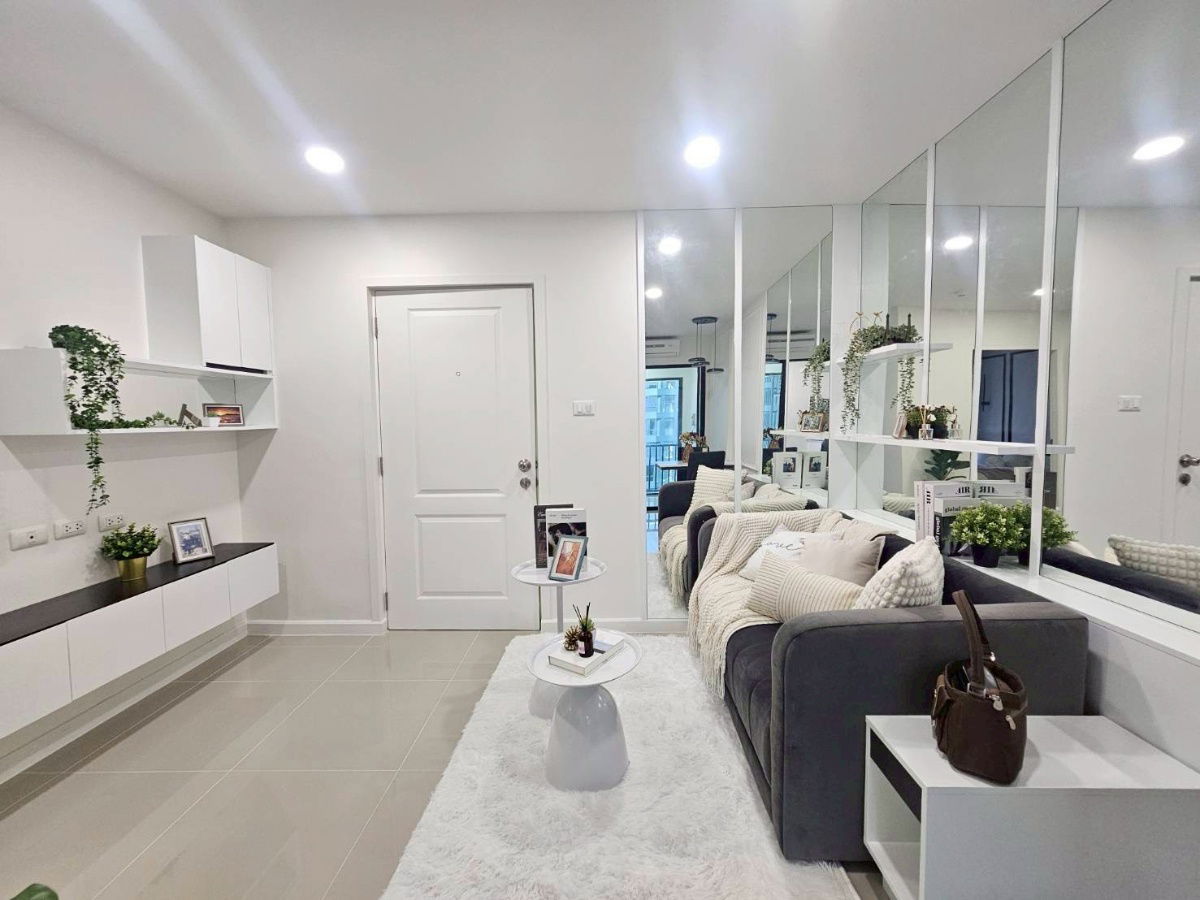 picture i Condo Sukhumvit 105, New renovated , never live. Near BTS Sales 1.49 MB - 10/12