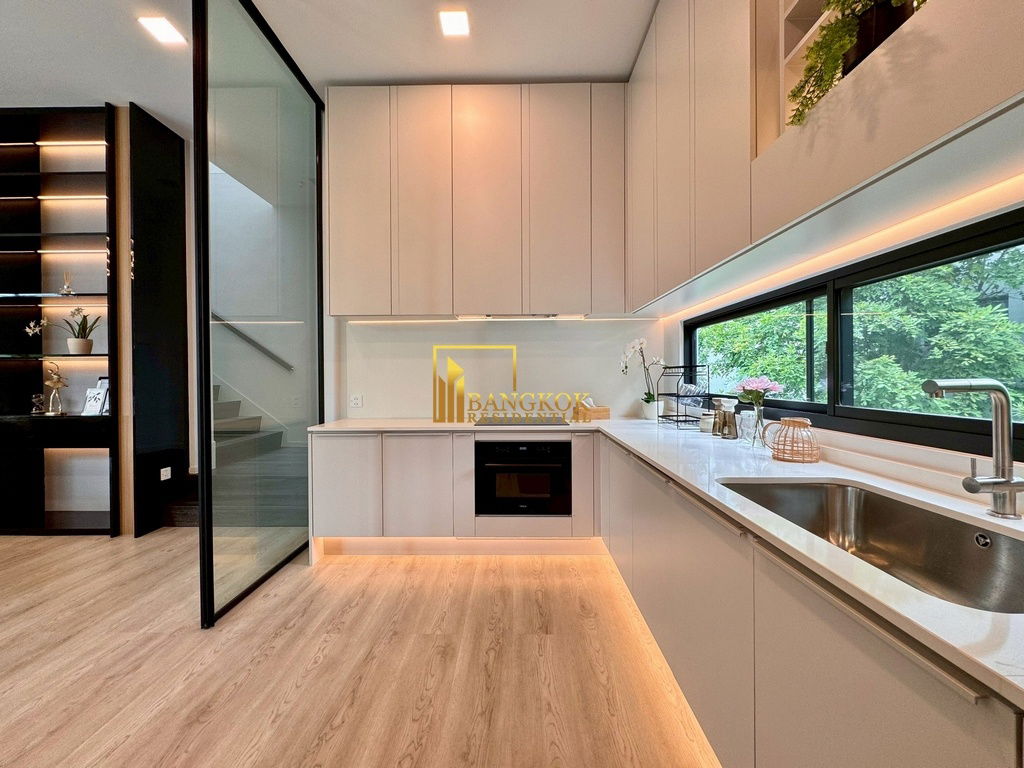 picture VIVE Krungthep Kreetha | Luxurious 4 Bedroom House For Rent - BR28266SH - 39/79