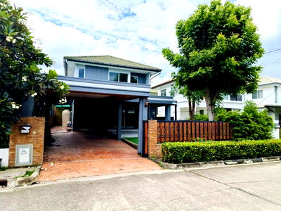 Houses for sale Liab Klong Sam Road Pathum Thani : Newly renovated detached house, beautiful and ready to move in, Inishio Village, along Khlong 3, Rangsit