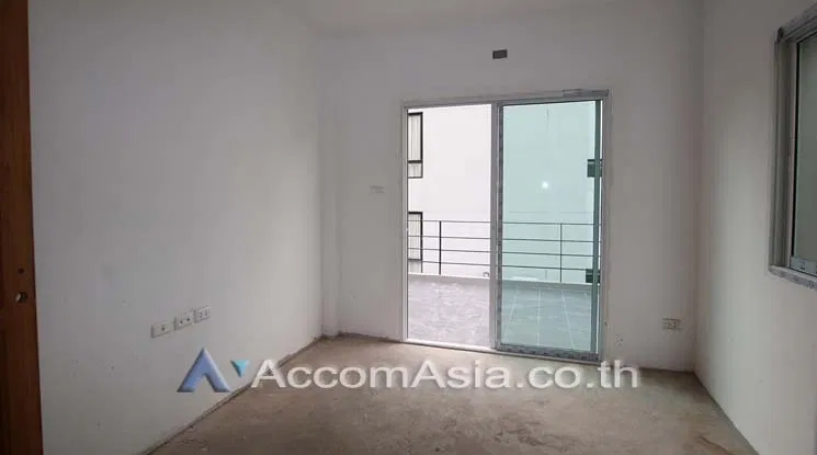 รูป 🔼🔽 AccomA 📩 Home Office 3 BR Townhouse in Khlong Toei (AA11346) - รูปที่ 8/11