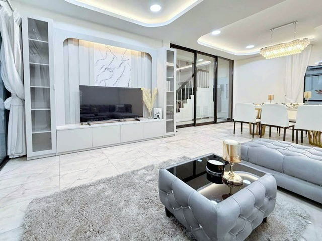 picture Rama 9 Soi 3-9 Ratchadaphisek 2-4 MRT Rama 9 900 m. Luxury 3-story townhouse for rent with rooftop - 6/8