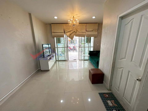 For Rent: Baan Klang Muang The Paris, Krungthep Kreetha 7