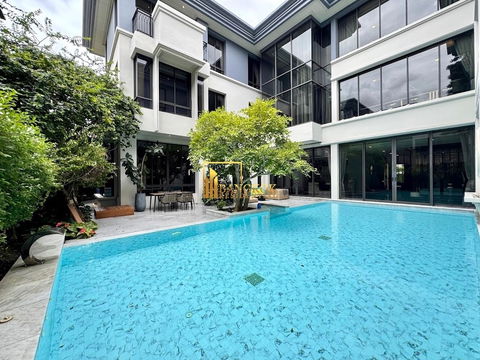Mavista Prestige Village | Stunning 5 Bed Luxury House in Krungthepkreetha - BR28283SH