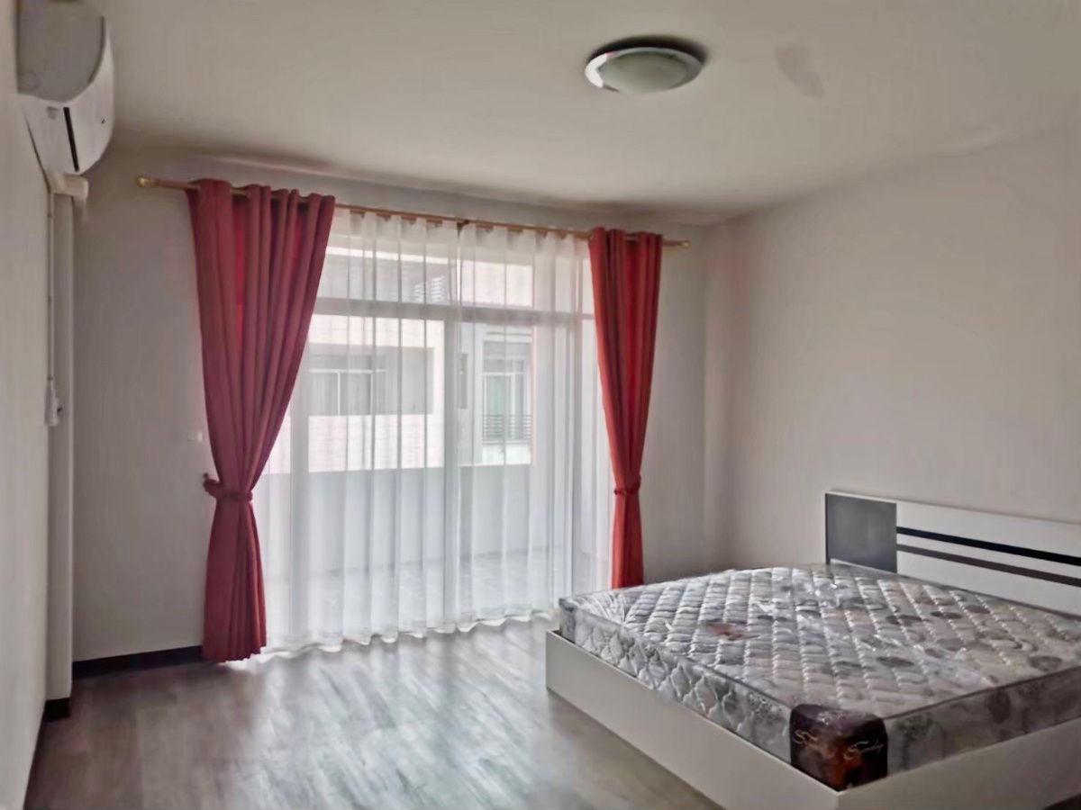 picture 🏡 For Rent: 3-Storey Townhome at Krissana Private City  ✨ Fully Furnished | Spacious Living | Prime Location - 20/30
