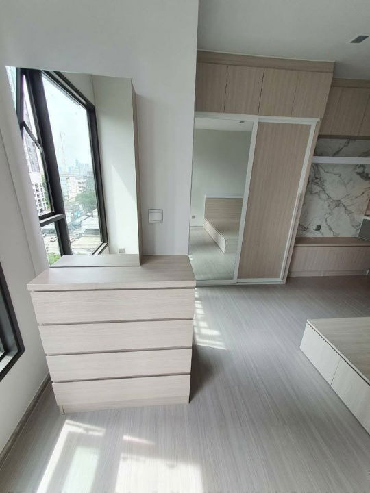 picture PFD-05536 Condo for Rent: Life Asoke-Rama 9 Schedule a viewing ■ Line: @propertyfinder	 - 8/10