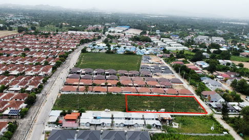 ขายที่ดินบางละมุง ตะเคียนเตี้ย-โรงโป๊ะ ติดถนน ใกล้หมู่บ้านกลางสวน ชลบุรี