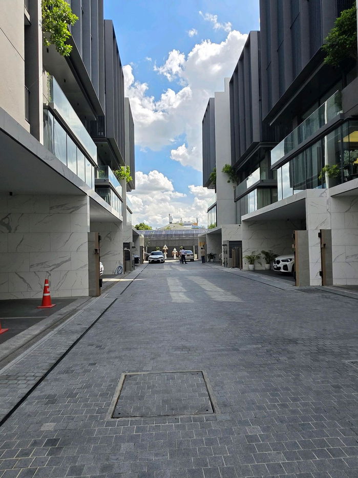 picture For Rent: 6-Storey Home Office with Rooftop – Rama 9 / Praditmanutham / Mengjai / Ratchada / Town in Town - 17/23