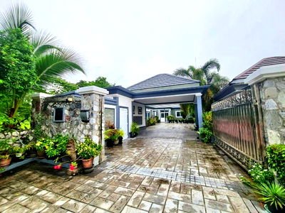 บ้านเดี่ยว ชลบุรี : ขายบ้านหรู พร้อมสระว่ายน้ำ โซนหัวยใหญ่ พัทยา ใกล้สนามกอล์ฟ ฟินิกซ์