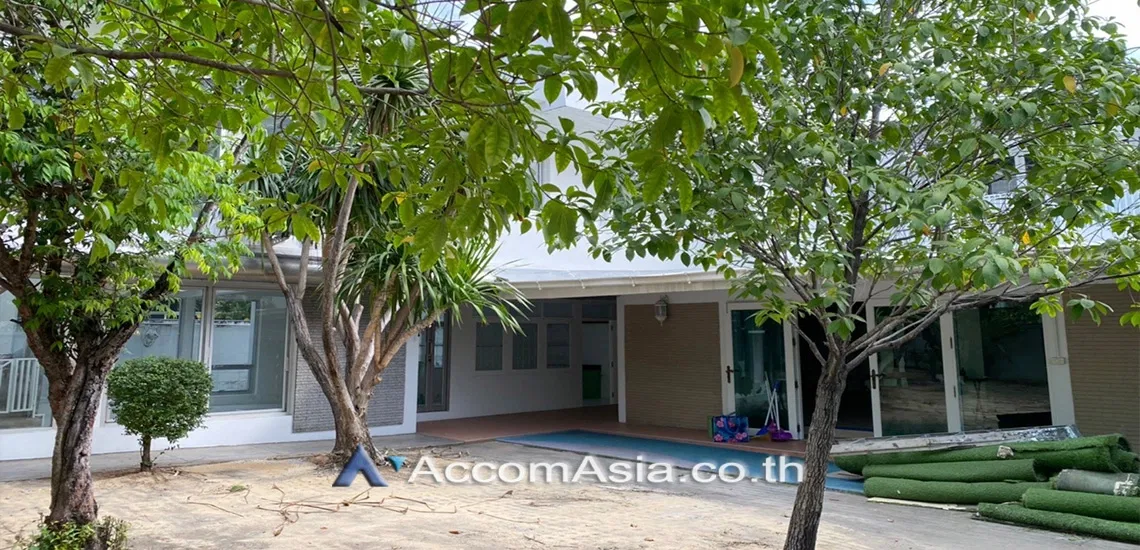 picture 🔼🔽 AccomA 📩  Spacious Single-Storey Home with Airy Garden View at Ekkamai, Sukhumvit (AA13872) - 2/16