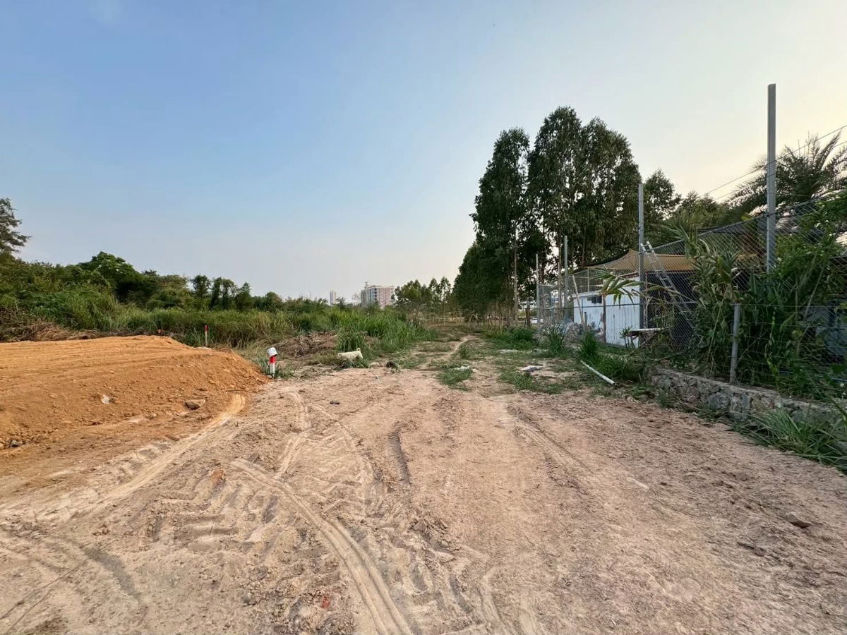picture Land in Pattaya Jomtien Prime Location in the Pattaya Beach Side,Land Size 416sq.m  - 3/11