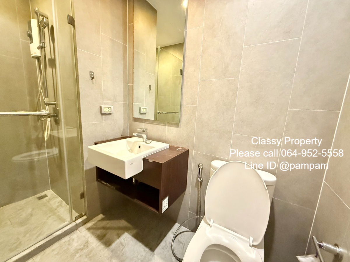 picture *** Condo for rent : C Ekkamai 1 Bedroom 2 Wardrobe  High floor Fully furnished No damage earthquake *** - 12/13