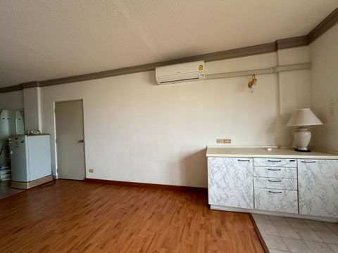Condo for Rent at The Royal Gems Golf & Sport Club, Salaya 📍 Near Mahidol University, Salaya