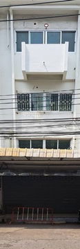 Shop House For Rent Phahonyothin 37/1 Bangkok