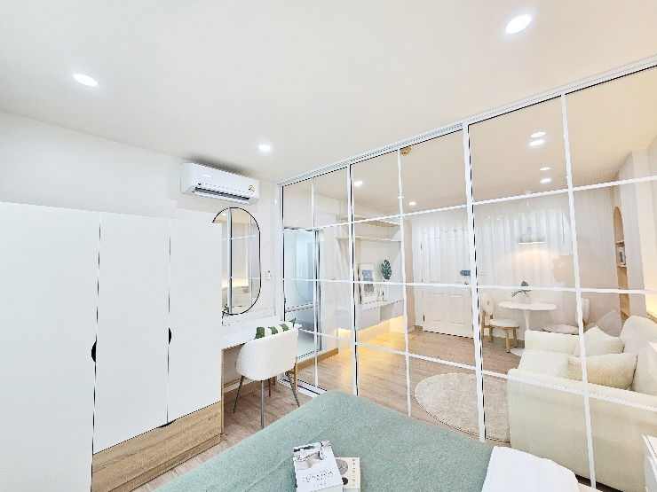 รูป คอนโดใกล้สนามบิน เดินทางสะดวก…จะบินเวลาไหนก็ไม่เเคร์ ผ่อนเริ่มต้นเพียง 6,xxx บาท/เดือน ใกล้โรบินสันลาดกระบัง - รูปที่ 12/18