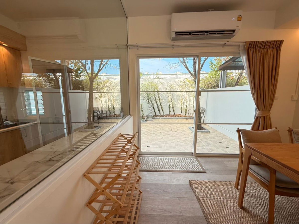 picture LD1-195    Townhome for Rent Indy Bangna Ramkhamhaeng 2 Size 27.4 sq.w. Beautiful, luxurious built-in decorations, move-in ready @rdsluxury - 8/20