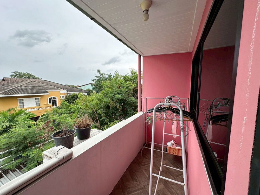รูป Call : 098-247-8889 หมู่บ้านสิชล ถนนกาญจนาภิเษก เขตบางแค ขายทาวน์เฮ้าส์ 3 ชั้น 28 ตารางวา หน้ากว้าง 6 เมตร 4 ห้องนอน 3 ห้องน้ำ ใกล้ MRT หลักสอง - รูปที่ 9/12