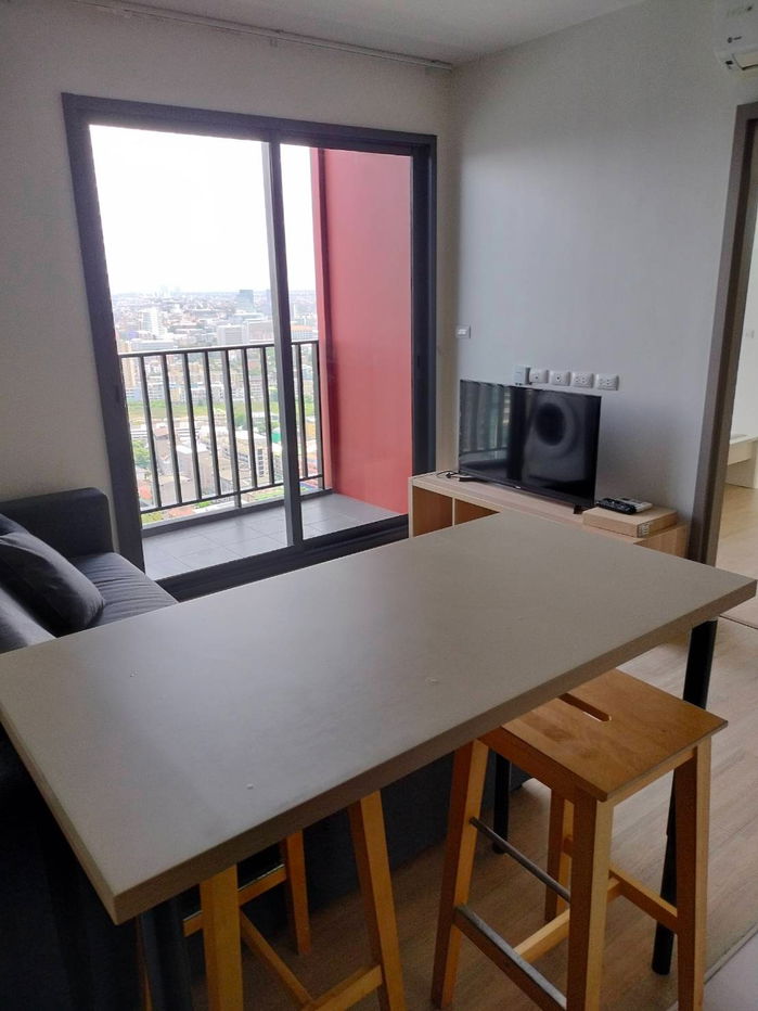 picture Rent: Condo The Base Garden Rama 9 *Corner Room* at Line: @homefinder - 6/10