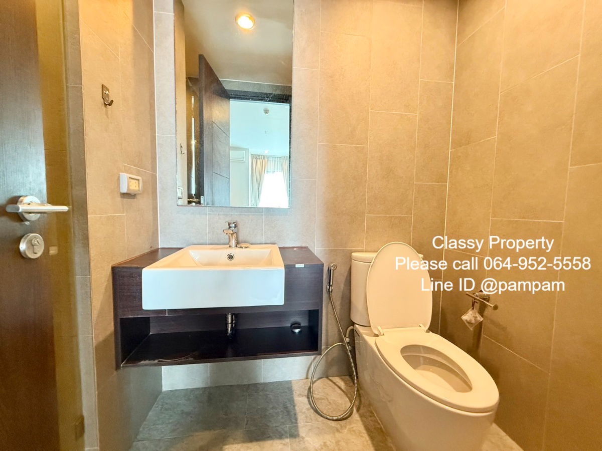 picture *** Condo for rent : C Ekkamai 1 Bedroom 2 Wardrobe  High floor Fully furnished No damage earthquake *** - 11/13