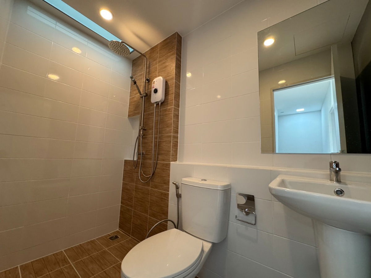 picture For rent Town Home PLENO Sukhumvit - BangNa 2 near Mega BangNa *New Home Pet Friendly* at Line: @homefinder - 22/24