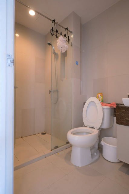 picture WS2892 🏙 FUSE Sathorn-Taksin – Condo next to BTS Wongwian Yai, only 13,000 baht/month - 9/13