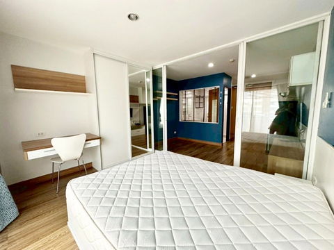 code : C05 ให้เช่าคอนโด กรีเน่ คอนโด สุทธิสาร (Grene Condo Sutthisan) | ห้องใหญ่ 31 ตร.ม. ชั้น 4 เฟอร์ครบ เครื่องใช้ไฟฟ้าครบ พร้อมอยู่