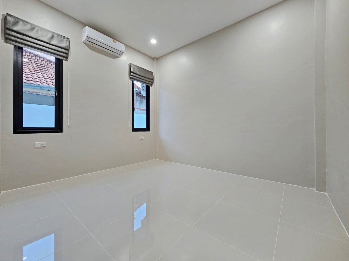 picture Renovated Single House – Ratchaphruek Village, Khon Kaen (Near Bueng Nong Kot) - 11/13