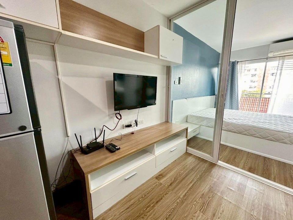 รูป code : C05 ให้เช่าคอนโด กรีเน่ คอนโด สุทธิสาร (Grene Condo Sutthisan) | ห้องใหญ่ 31 ตร.ม. ชั้น 4 เฟอร์ครบ เครื่องใช้ไฟฟ้าครบ พร้อมอยู่ - รูปที่ 6/8
