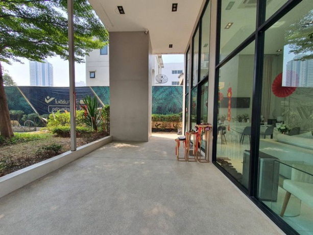 picture FOR RENT  OFFICE PROPERTY  289000 BAHT per MONTH - 3/8