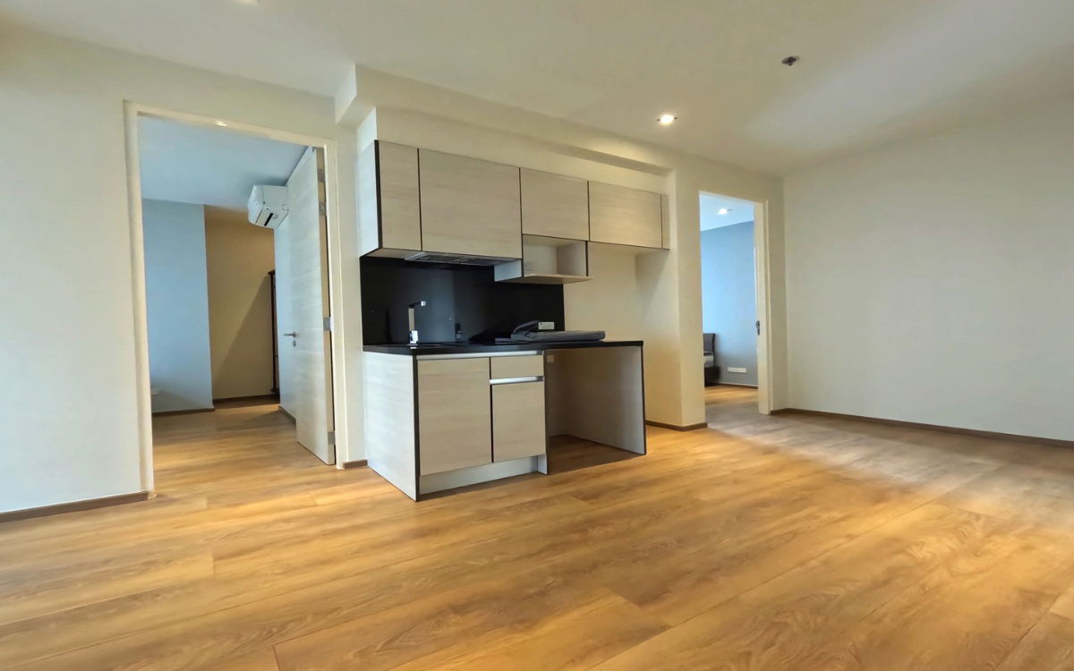 picture Park24 BTS Prompong for Sale Below Market Price. Condo Park 24 The price is lower than the market newly renovated.  - 4/39