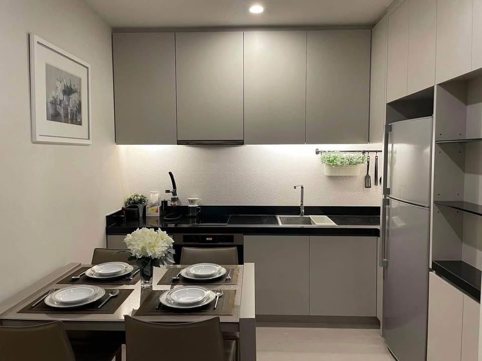 picture Code: KJ8532  for rent Noble Ploenchit // Line ID: @kjcondo (with @) // - 7/8