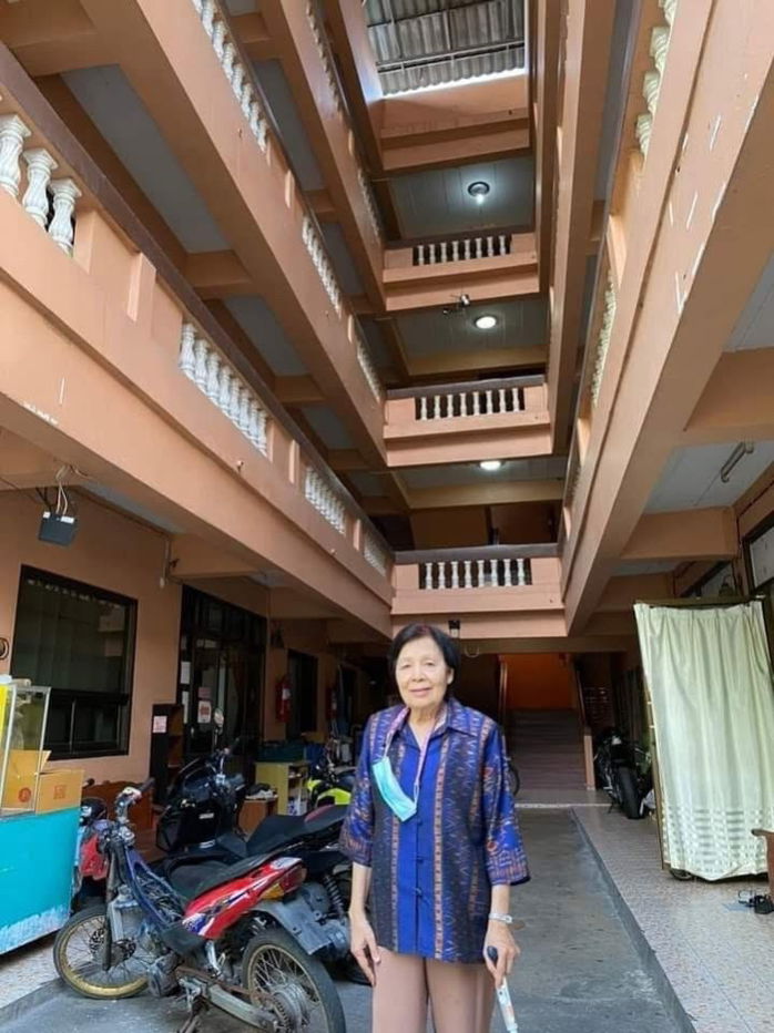 picture Urgent Sale – 4-Storey Apartment (48 Rooms) near BTS Sai Yud 👉 Fully occupied  - 1/8